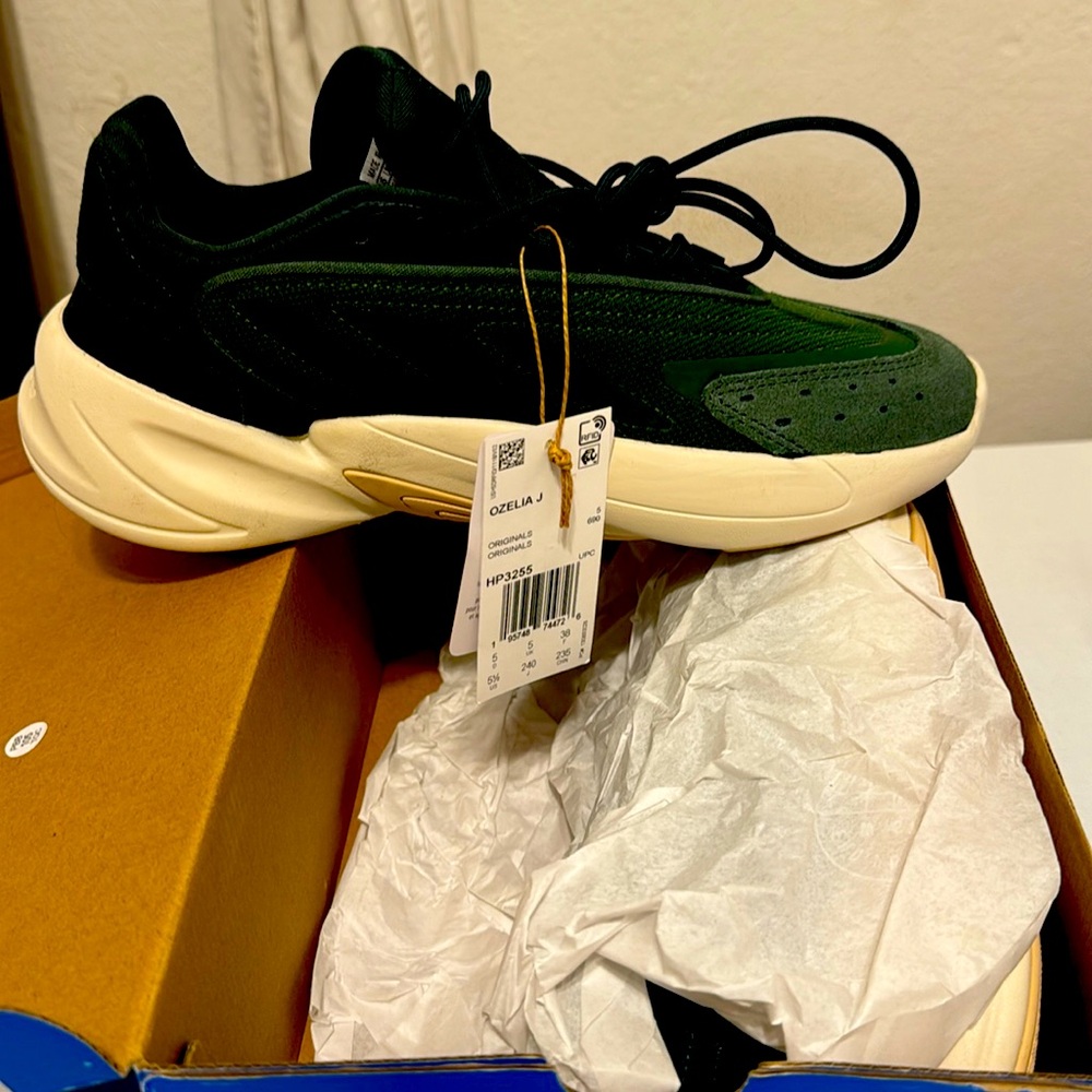 Brand new size 6